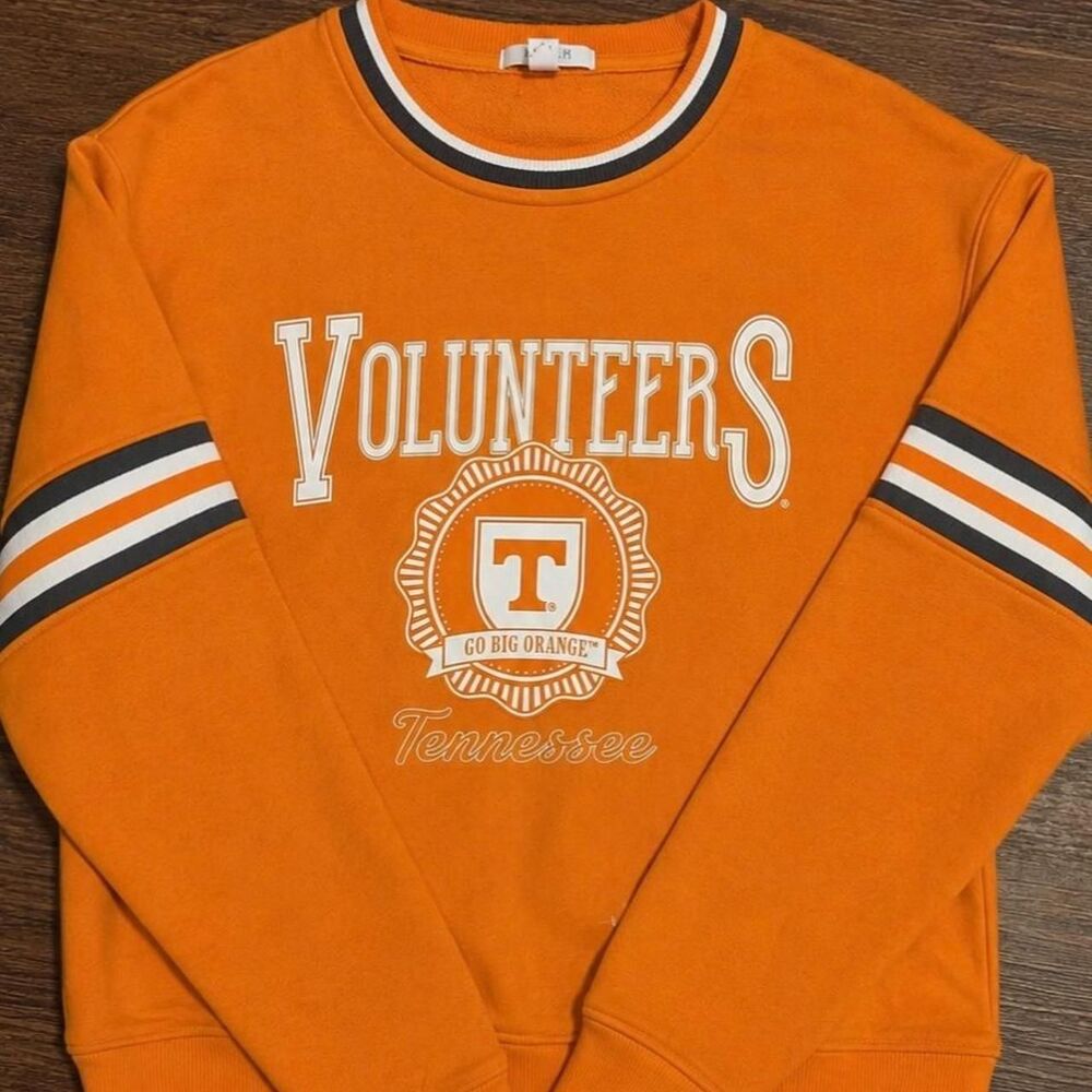Unbranded Women's Orange Sweatshirt